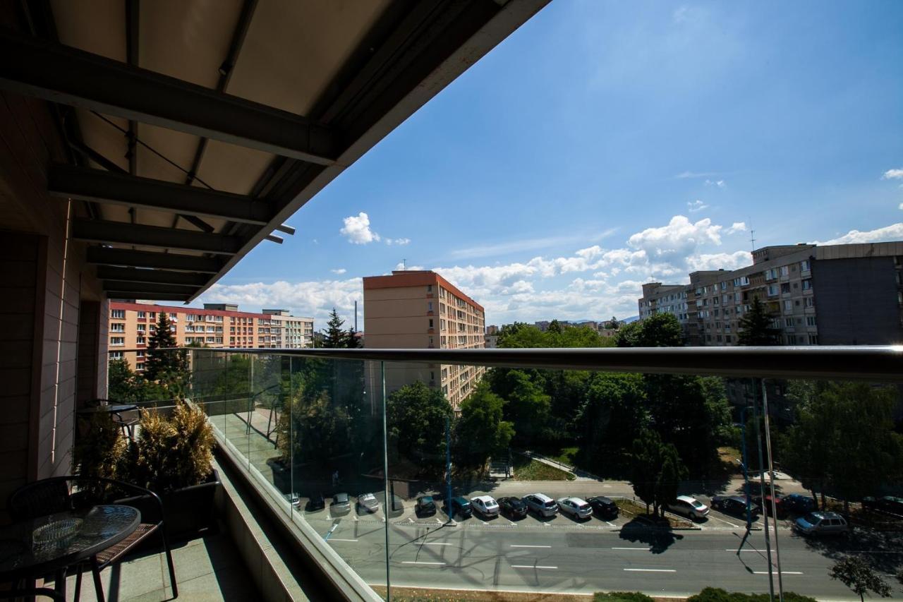 Victoria Bulevard Hotel Braşov Exteriör bild