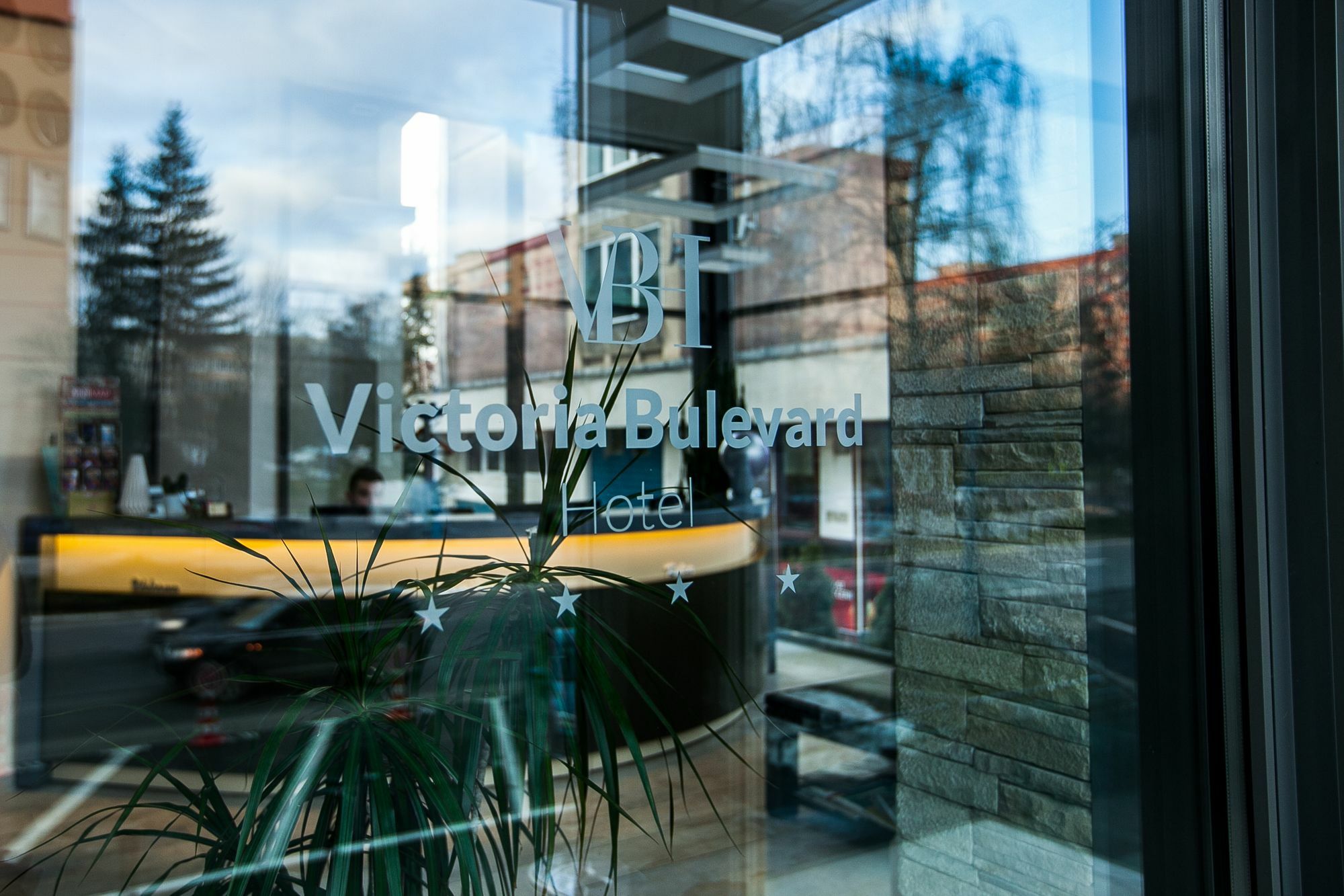 Victoria Bulevard Hotel Braşov Exteriör bild