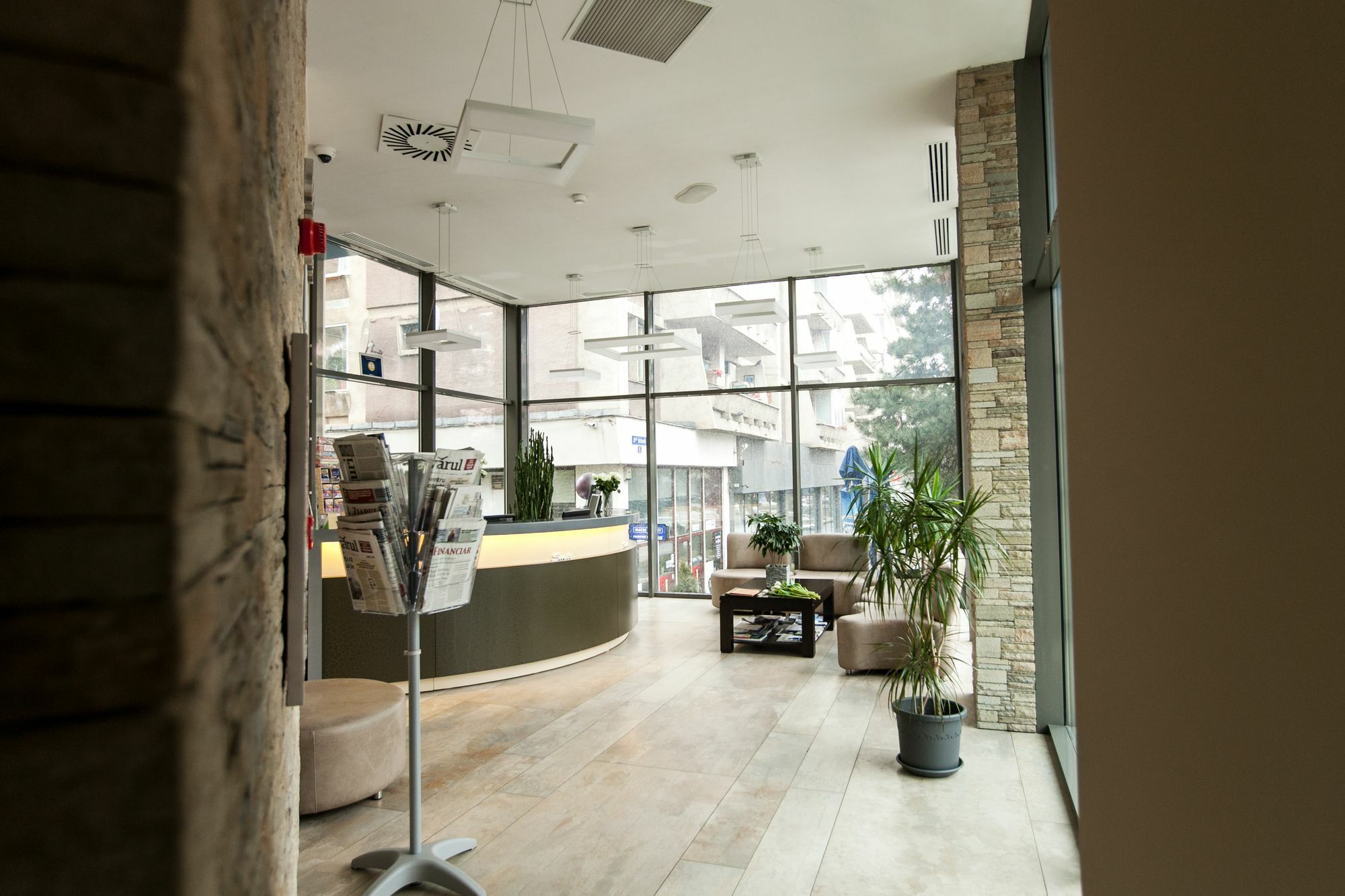 Victoria Bulevard Hotel Braşov Exteriör bild